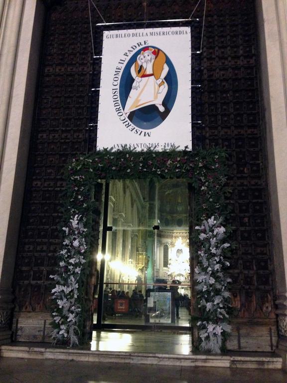 La Cattedrale Bed & Breakfast เนเปิลส์ ภายนอก รูปภาพ