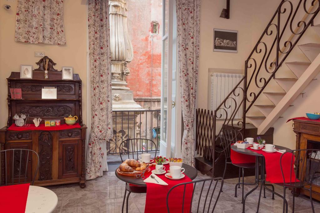 La Cattedrale Bed & Breakfast เนเปิลส์ ภายนอก รูปภาพ